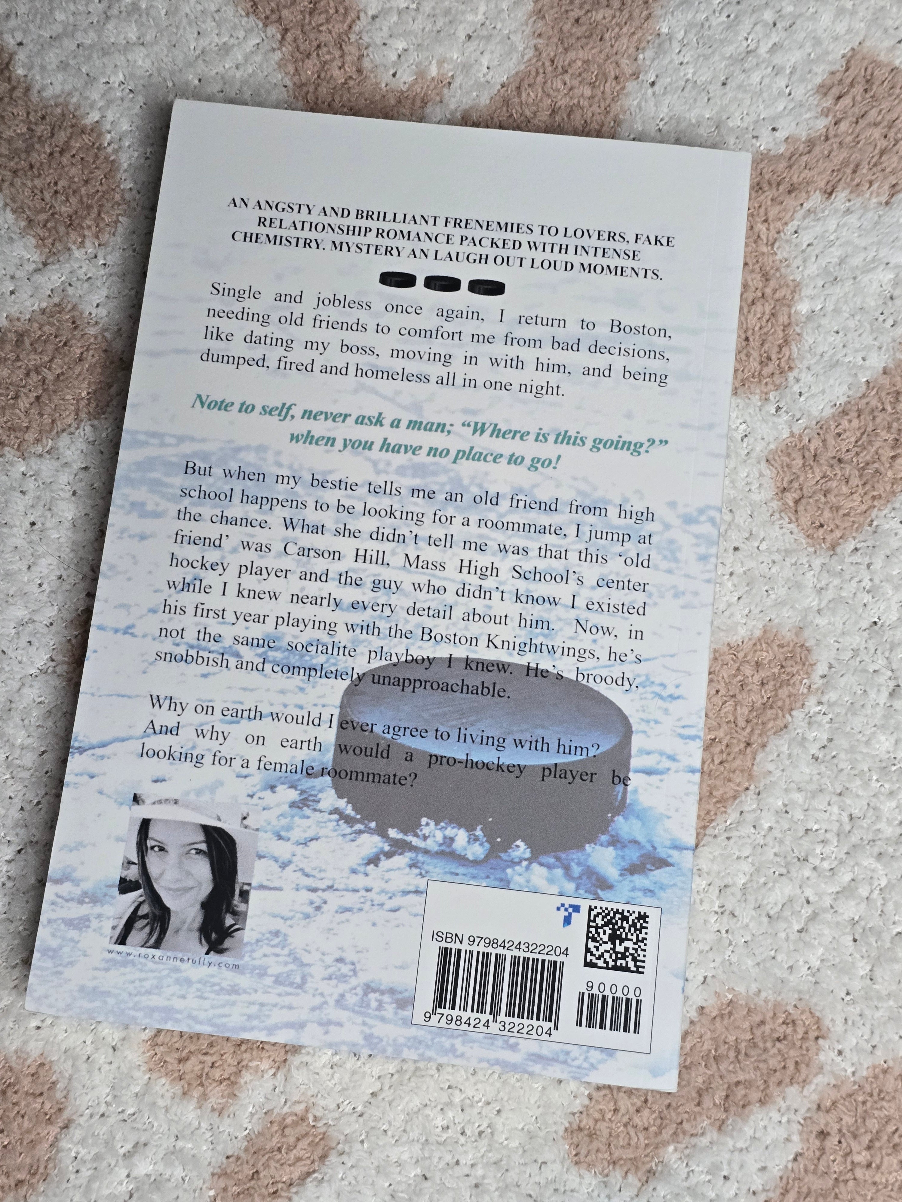 The Roommate Deal- Roxanne Tully